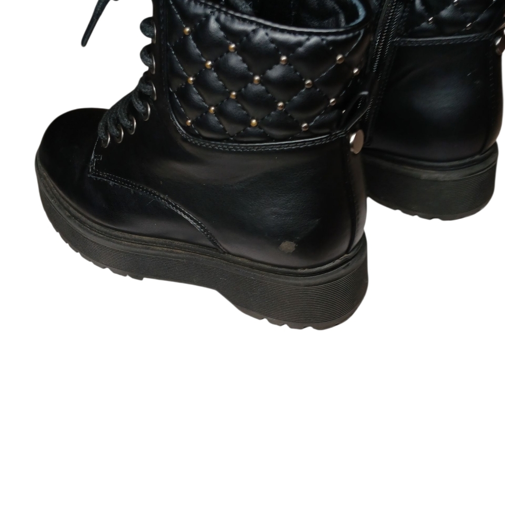Sonoma Girls Black Combat Boots w/ Quilted Stud Detail | Size 1 - Picture 5 of 14
